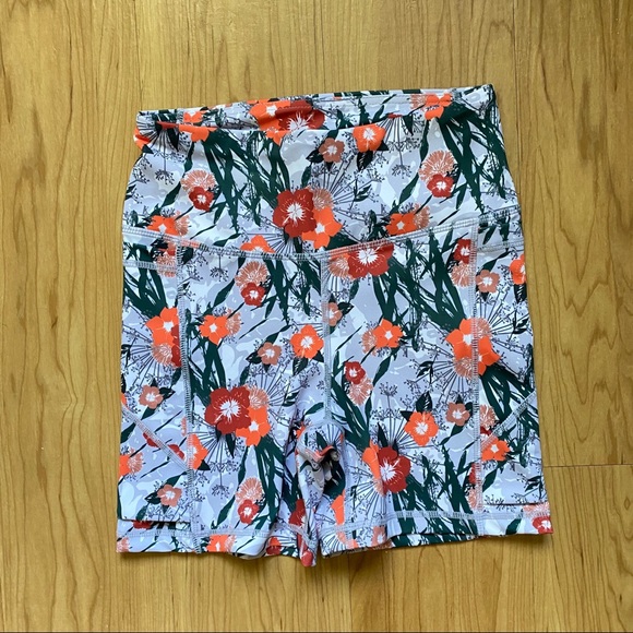 SOLD! SENITA - Freesia Baseline Shorts - XS - Picture 2 of 9